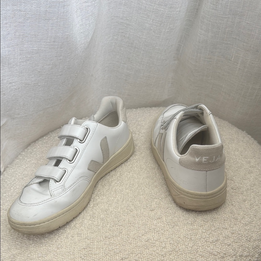 Veja Velcro Sneakers in White and Cream